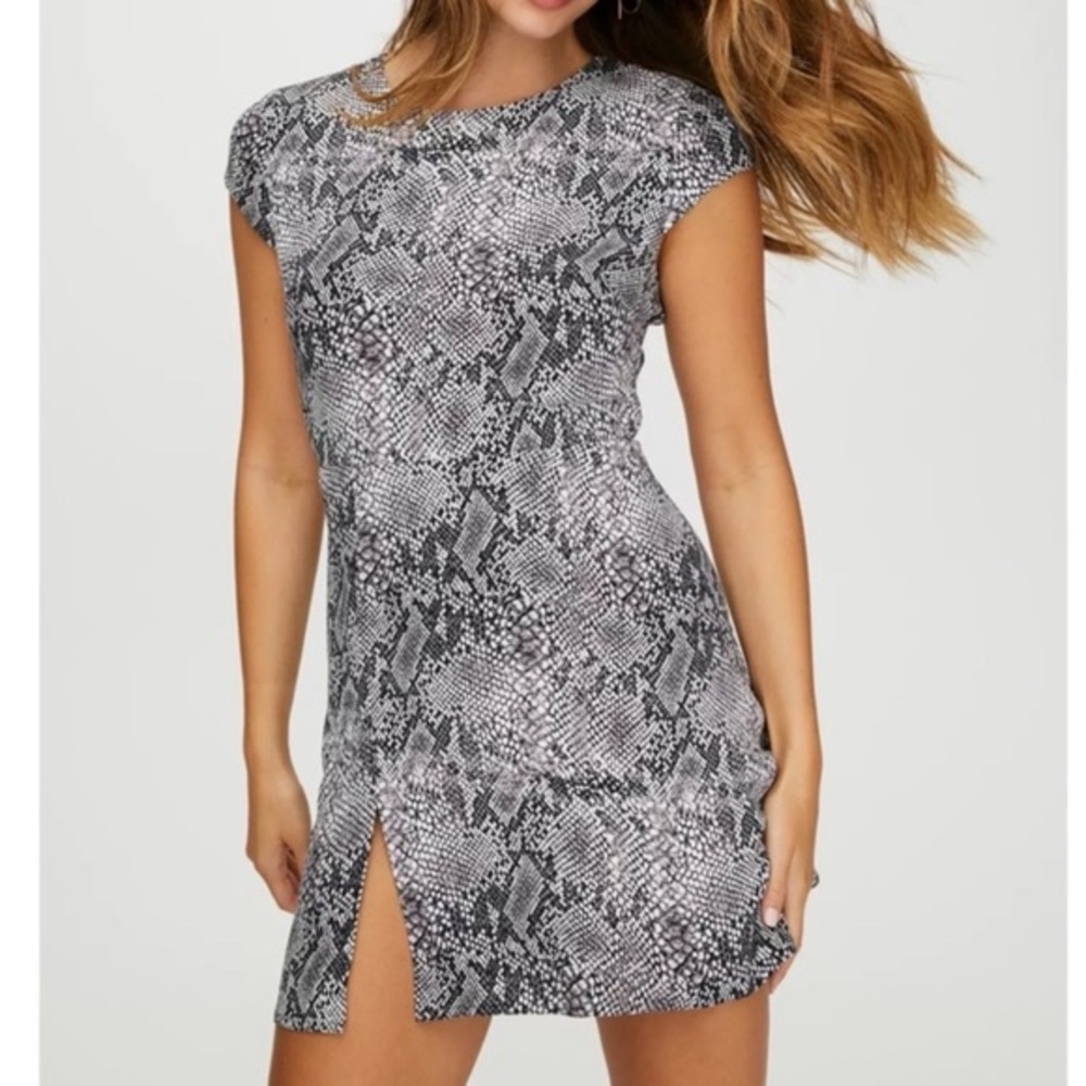 ARITZIA BABATON Hamptons Mini Dress Snake Print Size‎ 6
